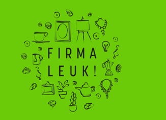 Logo firma leuk. Groene achtergrond. In het midden staat 'Firma Leuk!'. Hieroom staan verschillende iconen zoals een kop koffie, schilderij, theepot, ketting en een theekop.